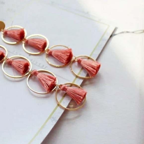 Trendy Tassel Earrings - Picture 2 of 4